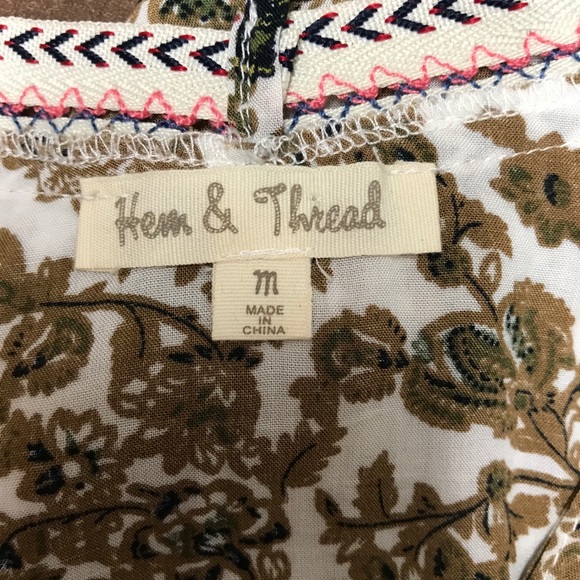 Hem and Thread Sleeveless Top M - Picture 3 of 4